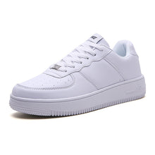 Load image into Gallery viewer, Trend Autumn New Outdoor Non-slip Man Sneakers Unisex Sports Shoes Hot Sale Breathable Holes Women Running Shoes Zapatos Hombre
