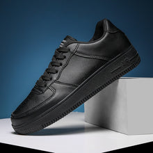 Load image into Gallery viewer, Trend Autumn New Outdoor Non-slip Man Sneakers Unisex Sports Shoes Hot Sale Breathable Holes Women Running Shoes Zapatos Hombre
