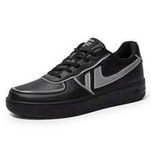 Load image into Gallery viewer, Trend Autumn New Outdoor Non-slip Man Sneakers Unisex Sports Shoes Hot Sale Breathable Holes Women Running Shoes Zapatos Hombre
